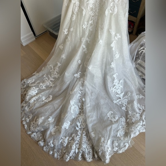 Sophia Tolli wedding dress in tailored size 6 - Picture 3 of 12